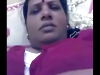 Kanchipuram Tamil 35 yrs old married temple priest Devanathan Subramani Iyer fucking 46 yrs old married super-steamy and sexy ‘pookkaari’ Kala Rani aunty in lodge room porn video-01 @ 2009, September 14th # Part 1.
