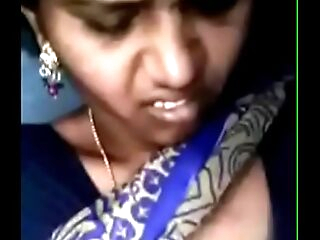 VID-20190502-PV0001-Kudalnagar (IT) Tamil 32 yrs elderly married beautiful, hot and mind-blowing housewife aunty Mrs. Vijayalakshmi showing her boobs to her 19 yrs elderly unmarried neighbour boy sex porn video